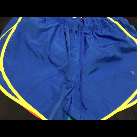 Track shorts - Picture 2 of 2